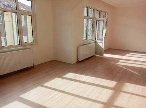 EBRAR EMLAKTAN KÜLHAN MAHALLESİNDE GÜNEY CEPHE 2+1 130 M2 FIRSAT DAİRE